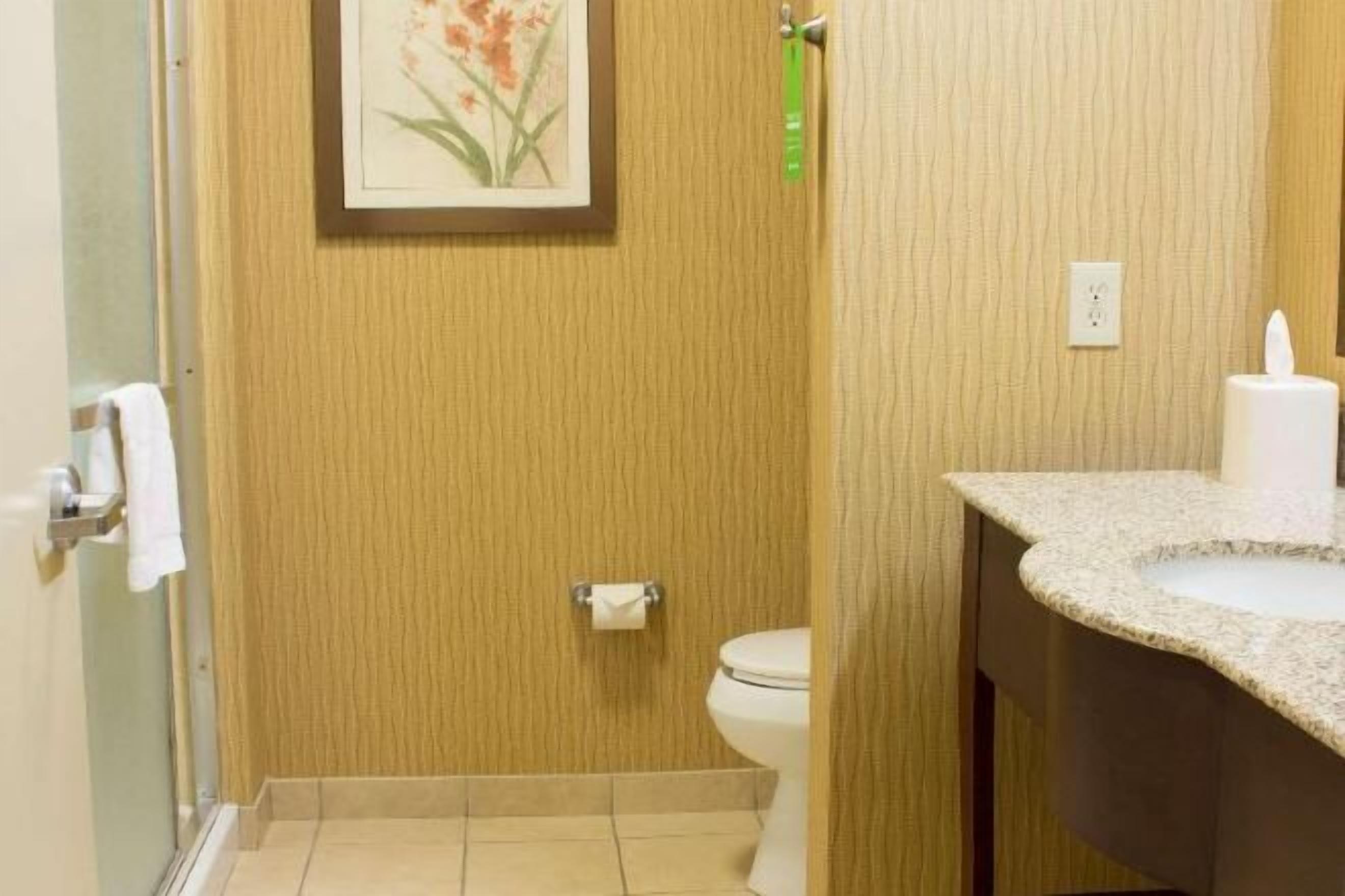 Bathroom | Free toiletries, hair dryer, towels