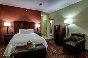 Room, 1 Queen Bed, Accessible (Mobility & Hearing, Roll-in Shower) | Desk, iron/ironing board, free cribs/infant beds, free WiFi