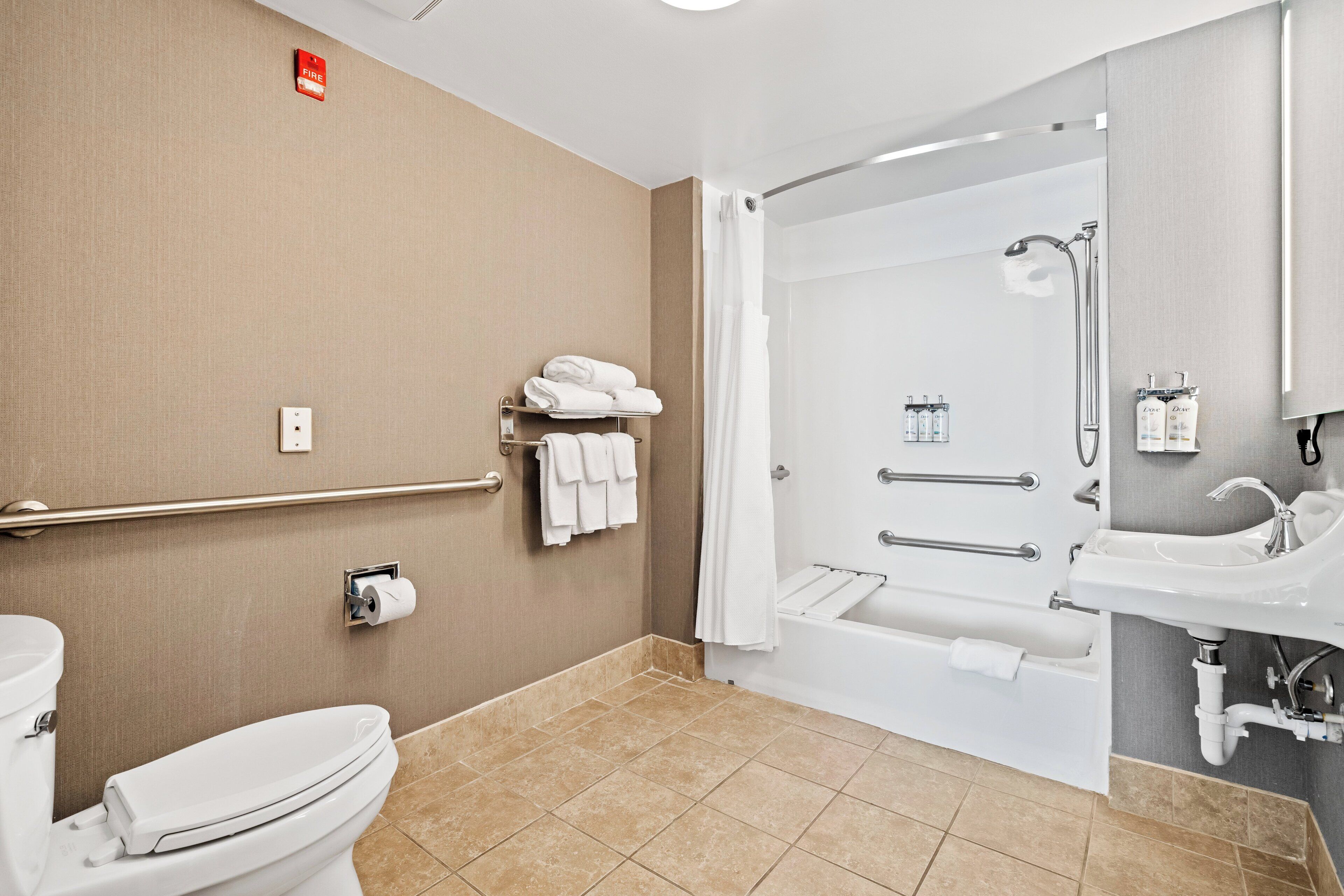 suite, 1 bedroom, accessible, kitchen (communications, mobility) | 1 bedroom, in-room safe, desk, blackout curtains