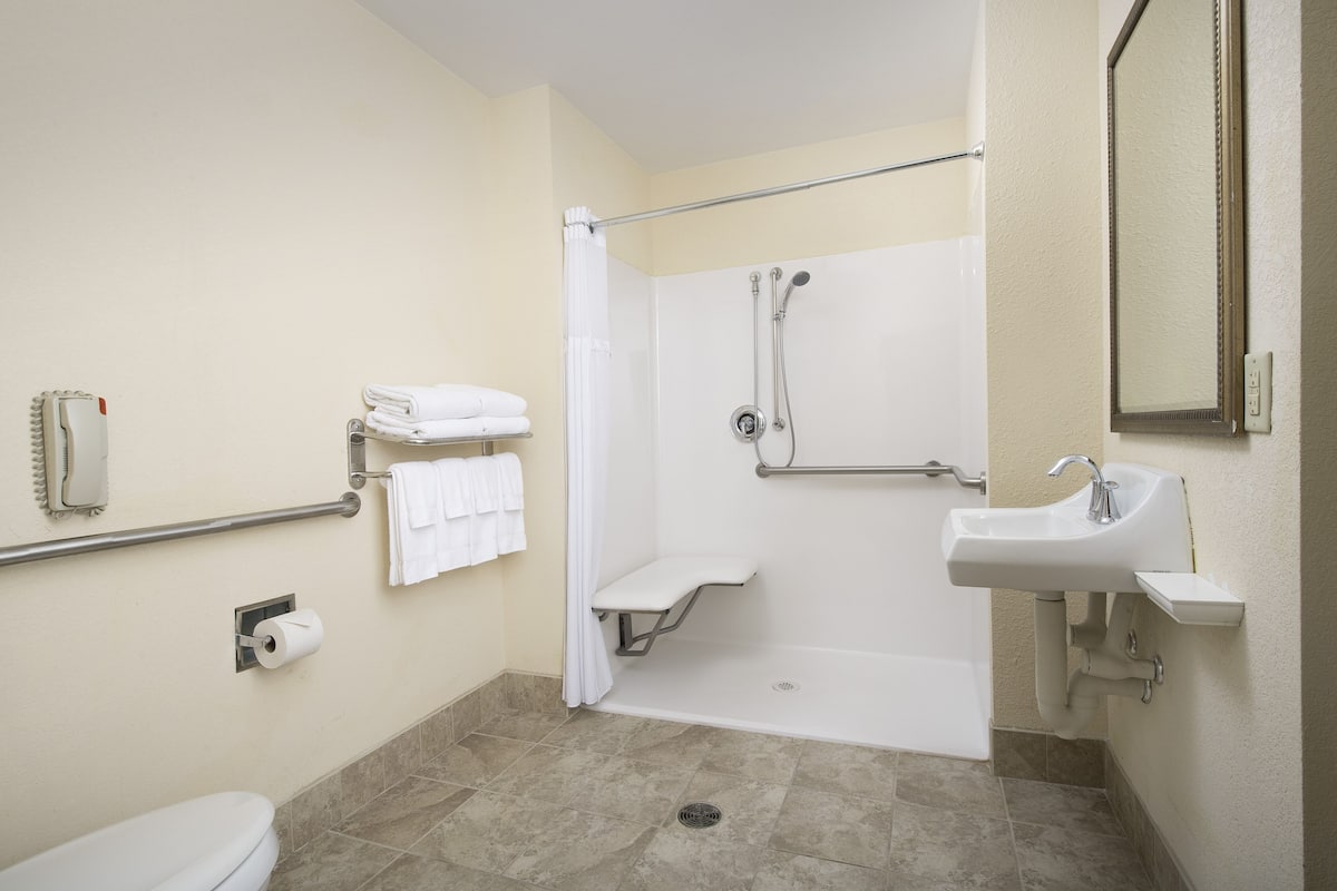 Free toiletries, hair dryer, towels