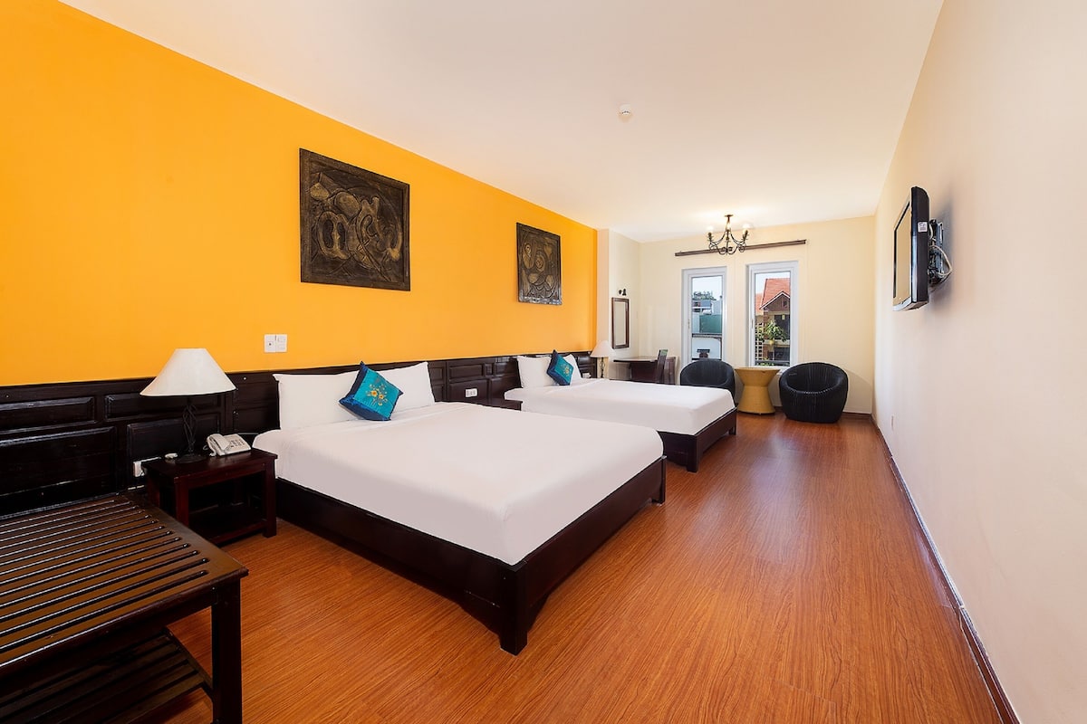 1 bedroom, memory foam beds, minibar, in-room safe