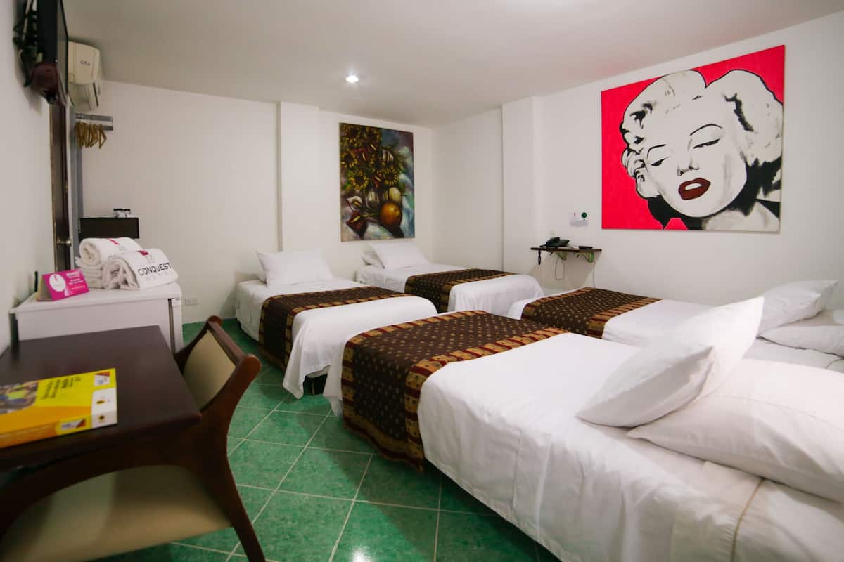 1 chambre, rideaux occultants, Wi-Fi gratuit, draps fournis