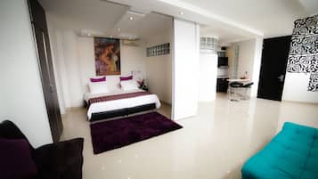 Blackout drapes, free WiFi, bed sheets, wheelchair access