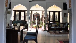 Pemandangan dari properti
