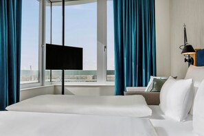 Premium bedding, desk, soundproofing, free WiFi - Motel One München-Campus (Munich)