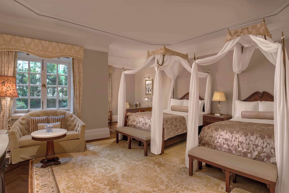 Double Queen Bund Heritage Suite | Premium bedding, pillowtop beds, minibar, in-room safe
