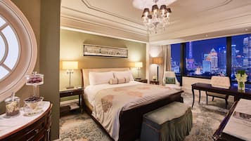 Premium Panorama River View Room King Bed | View from room