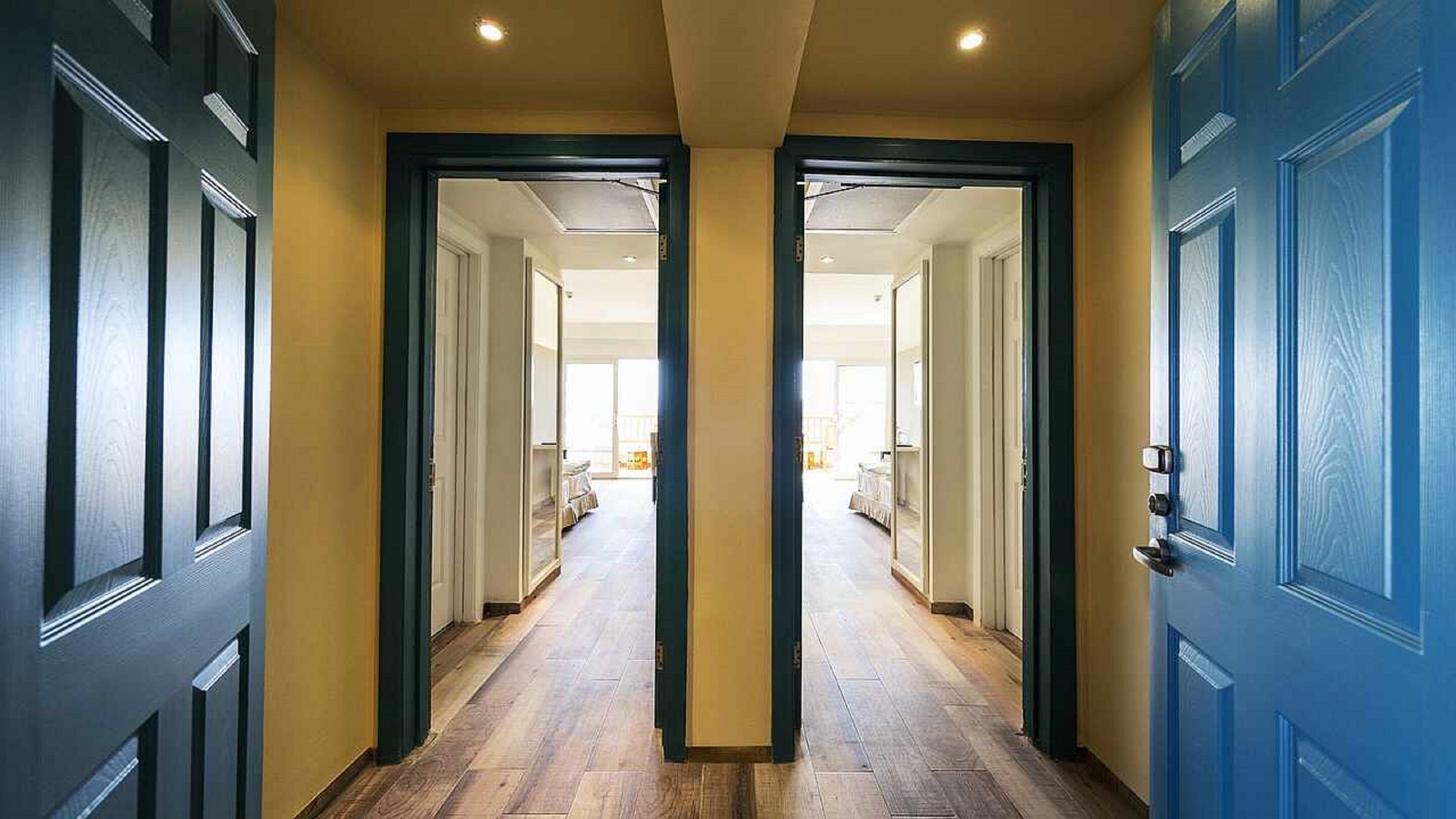 32-inch flat-screen tv with satellite channels, tv, table football