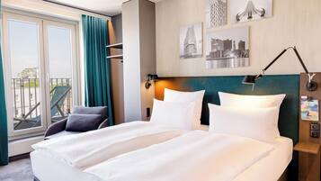 Allergikerbettwaren, Schreibtisch, schallisolierte Zimmer