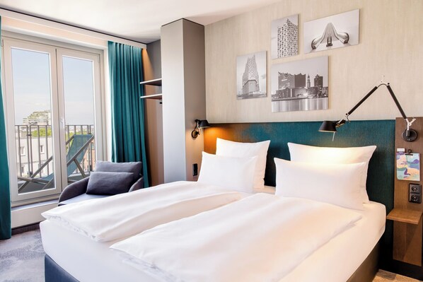 Allergikerbettwaren, Schreibtisch, schallisolierte Zimmer