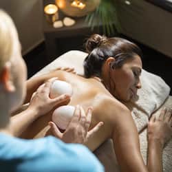 Sauna, body treatments, aromatherapy, sports massages, body wraps