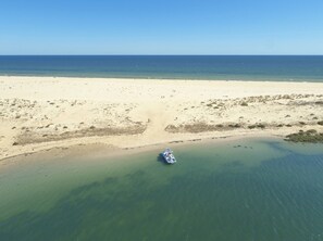 In Strandnähe, kostenloser Shuttle zum Strand, Liegestühle