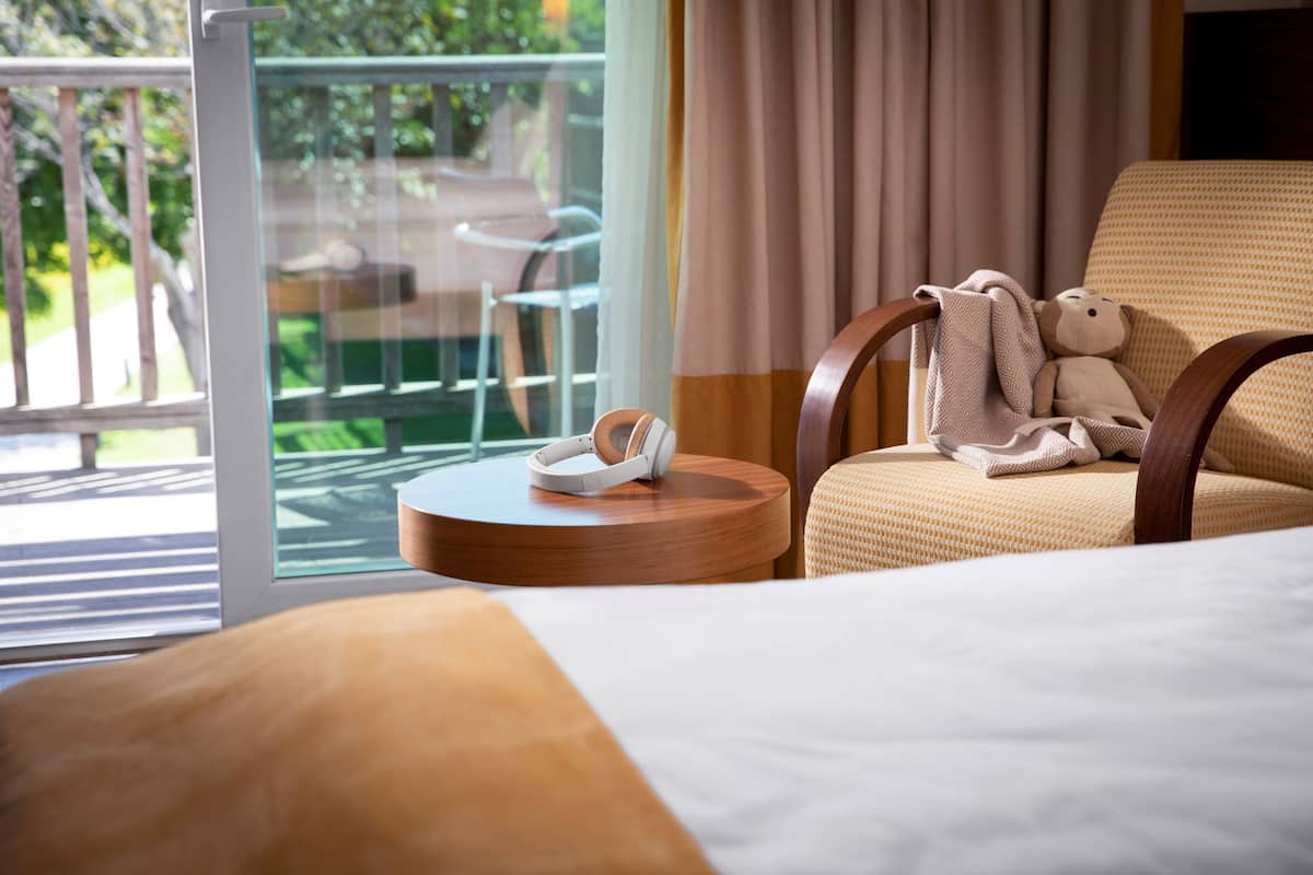 1 habitación, ropa de cama hipoalergénica y minibar