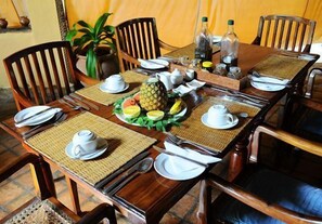 Desayuno completo incluido todos los días 
