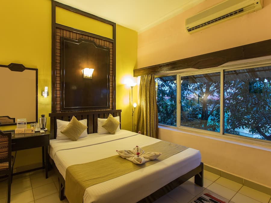 Suite, 1 Double Bed | View from room