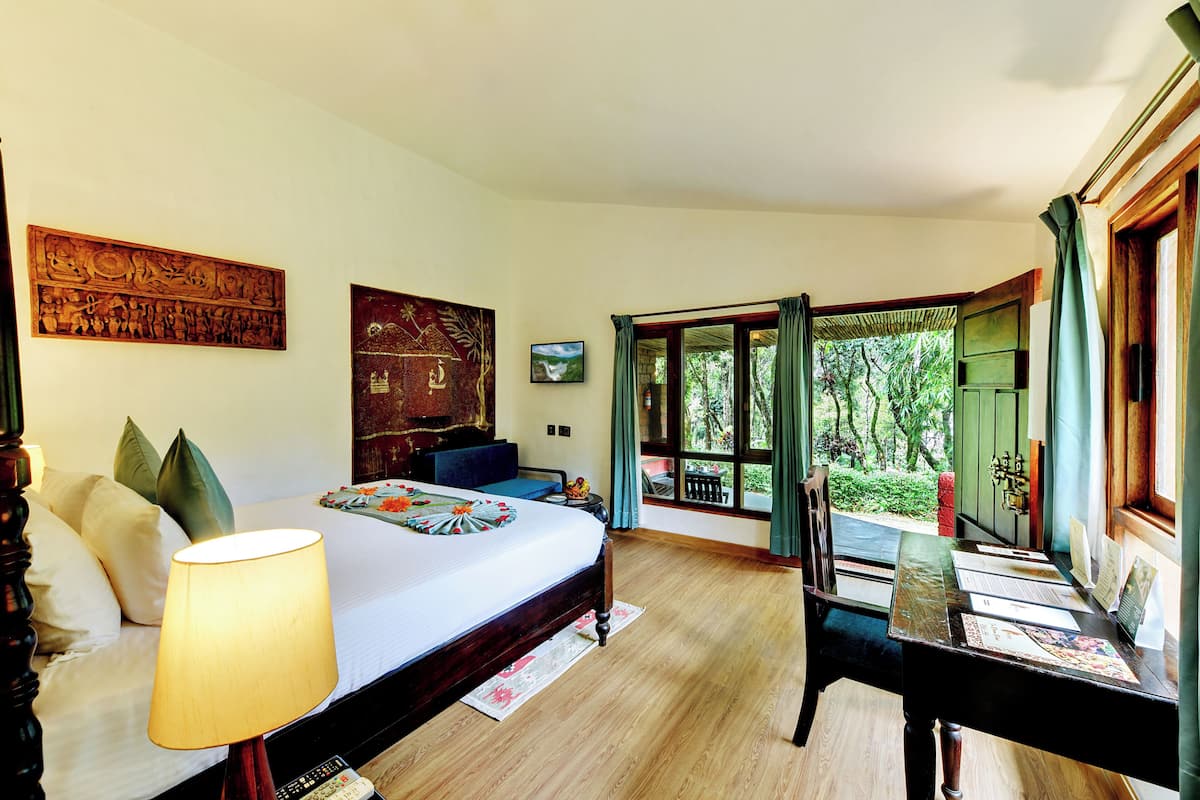 Superior Room, Garden View