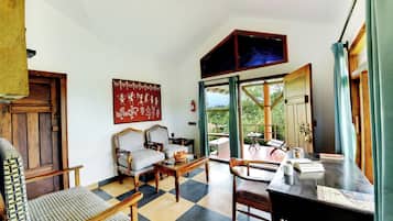 Romantic Studio Suite | Premium bedding, memory foam beds, minibar, in-room safe