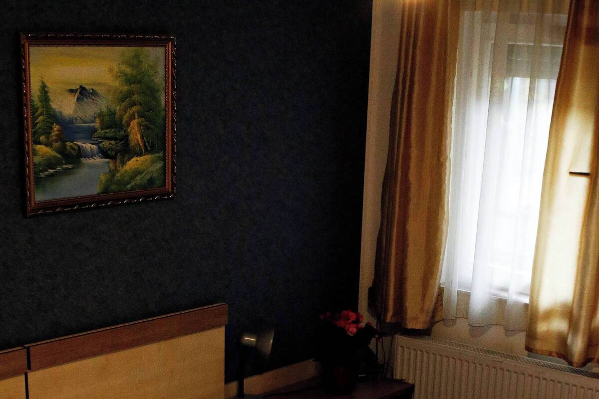 1 bedroom, in-room safe, desk, free WiFi
