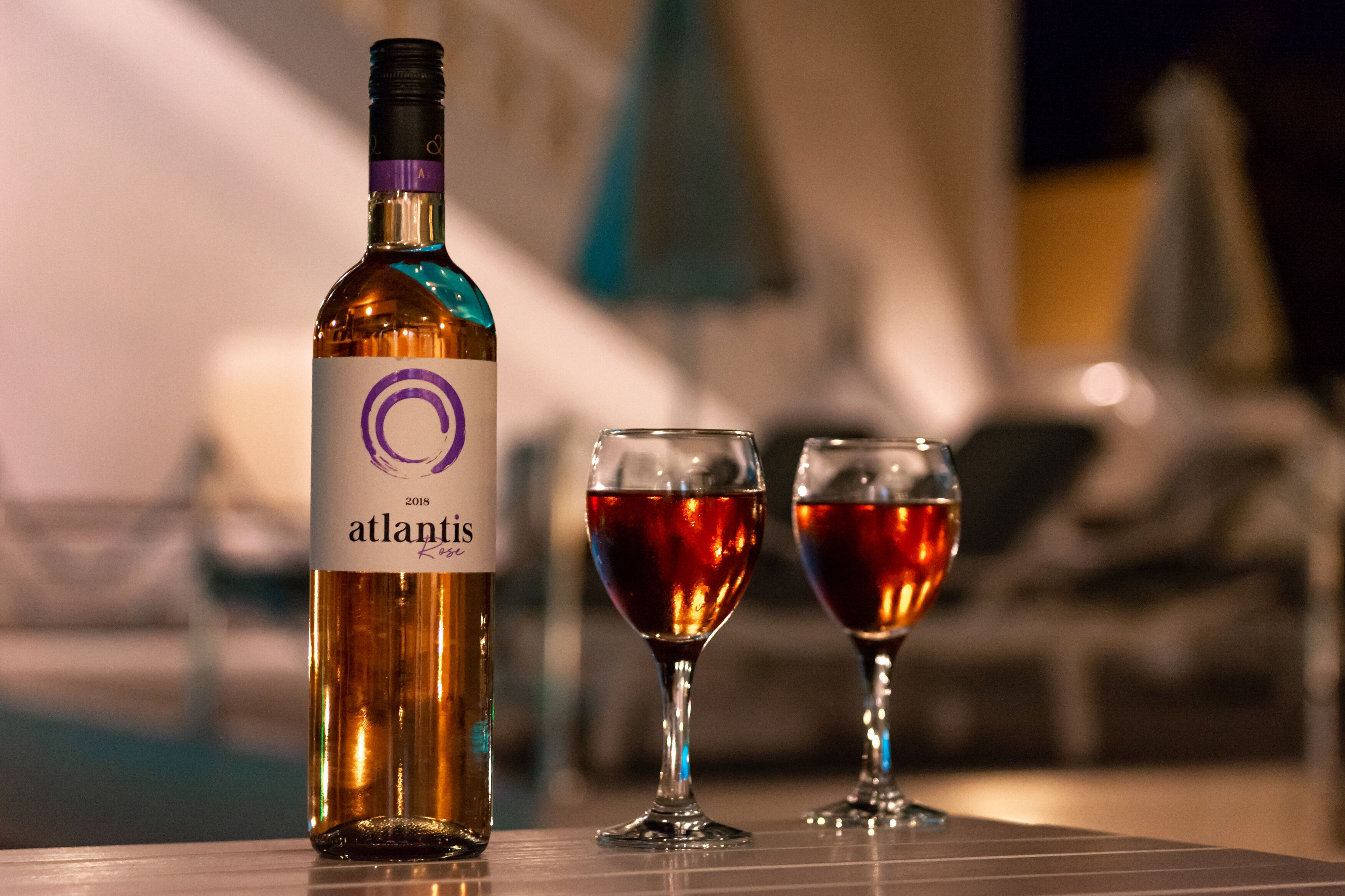 outdoor pool, open 9:00 am to 9:00 pm, pool umbrellas, pool loungers