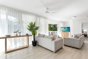 Superior Apartment | Living area