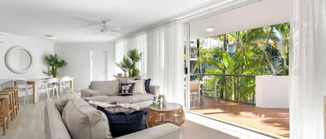 Appartement supérieur | Aire de séjour | Téléviseur connecté