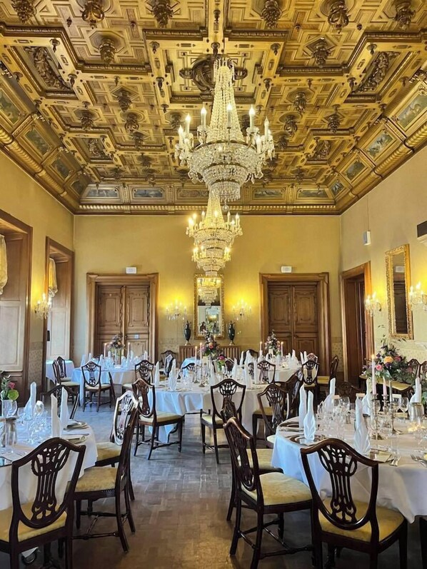 Ballroom - Hvedholm Slotshotel (Faaborg)