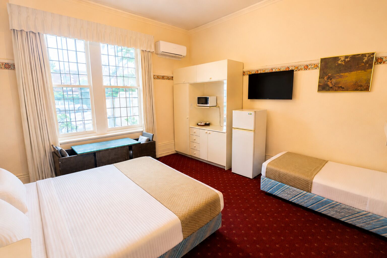 Photo - Georgian Court Inn
