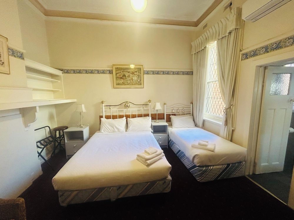 Georgian Court Inn by null