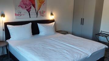 Doppelzimmer | Minibar, Schreibtisch, kostenloses WLAN, BettwÀsche