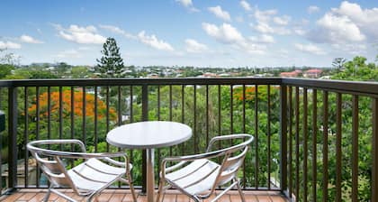 Toowong Villas