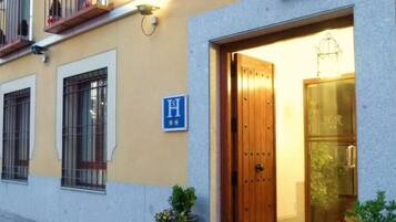 Entrée de l’hébergement