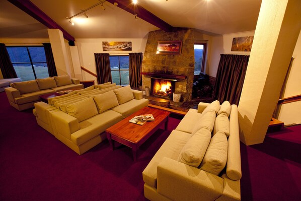 Fireplace - Altitude 1260 (Crackenback)