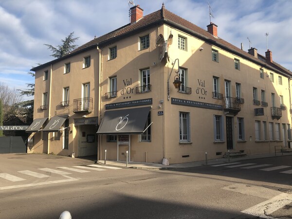 Hôtellerie Du Val D'or - Département Saône-et-Loire