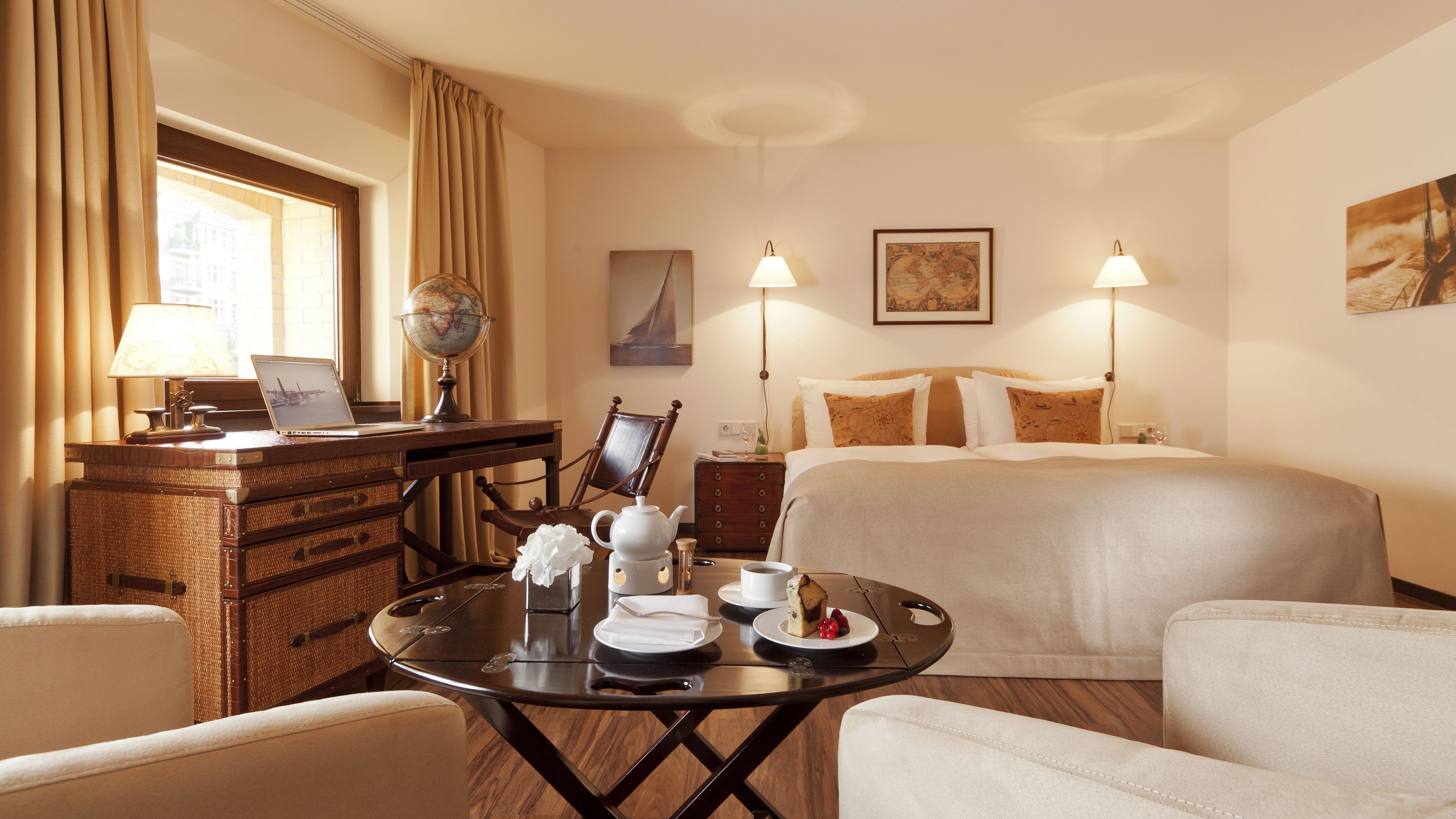 minibar, in-room safe, desk, free wifi