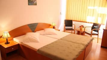 Soundproofing, iron/ironing board, free WiFi