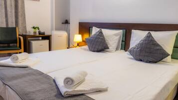 Iron/ironing board, free WiFi