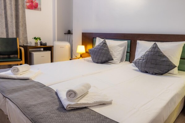 Chambres insonorisées, fer et planche à repasser, Wi-Fi gratuit