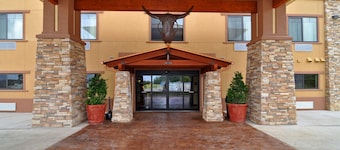 Best Western Plus Royal Mountain Inn & Suites