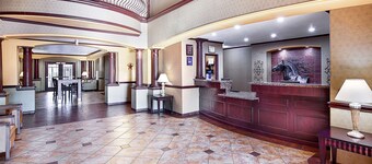 Best Western Plus Royal Mountain Inn & Suites