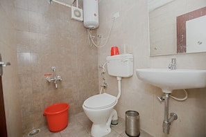 Habitación | Baño | Regadera y toallas 