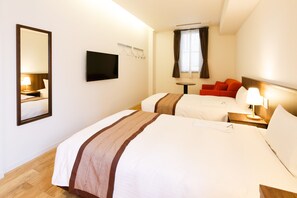 Phòng 2 giường đơn Superior, không hút thuốc | Két bảo mật tại phòng, bàn, màn/rèm cản sáng 