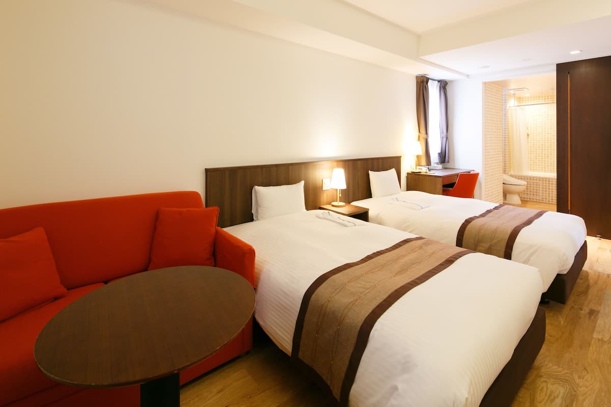 Superior Twin Room, Non Smoking | In-room safe, desk, blackout drapes, WiFi (free)