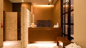 Check-in/check-out kiosk - Arietta Hotel & Trattoria Gotanda (Tokyo)