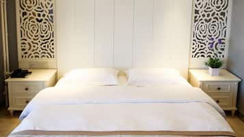 In-room safe, desk, blackout curtains, soundproofing