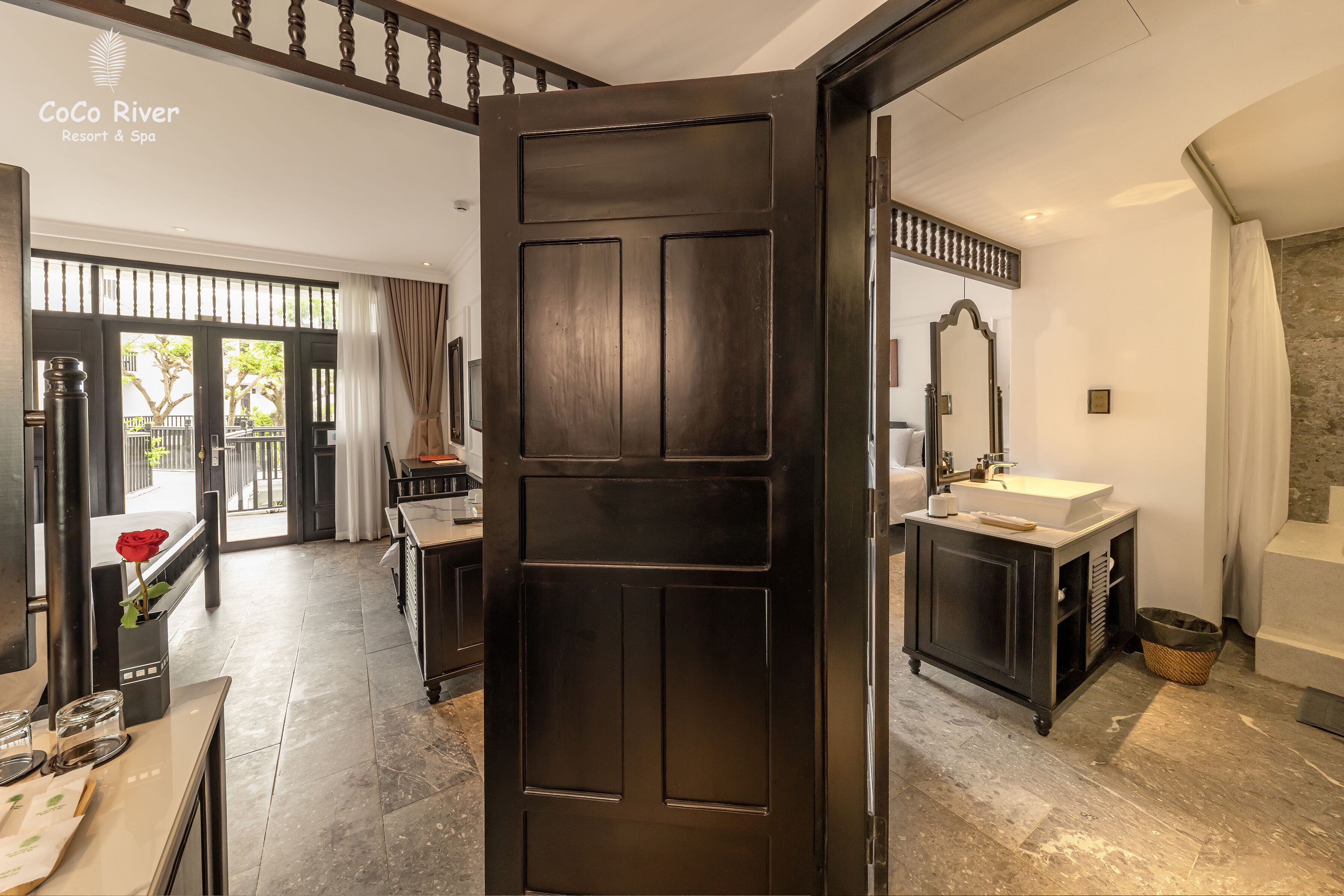 connecting room | premium bedding, minibar, in-room safe, desk