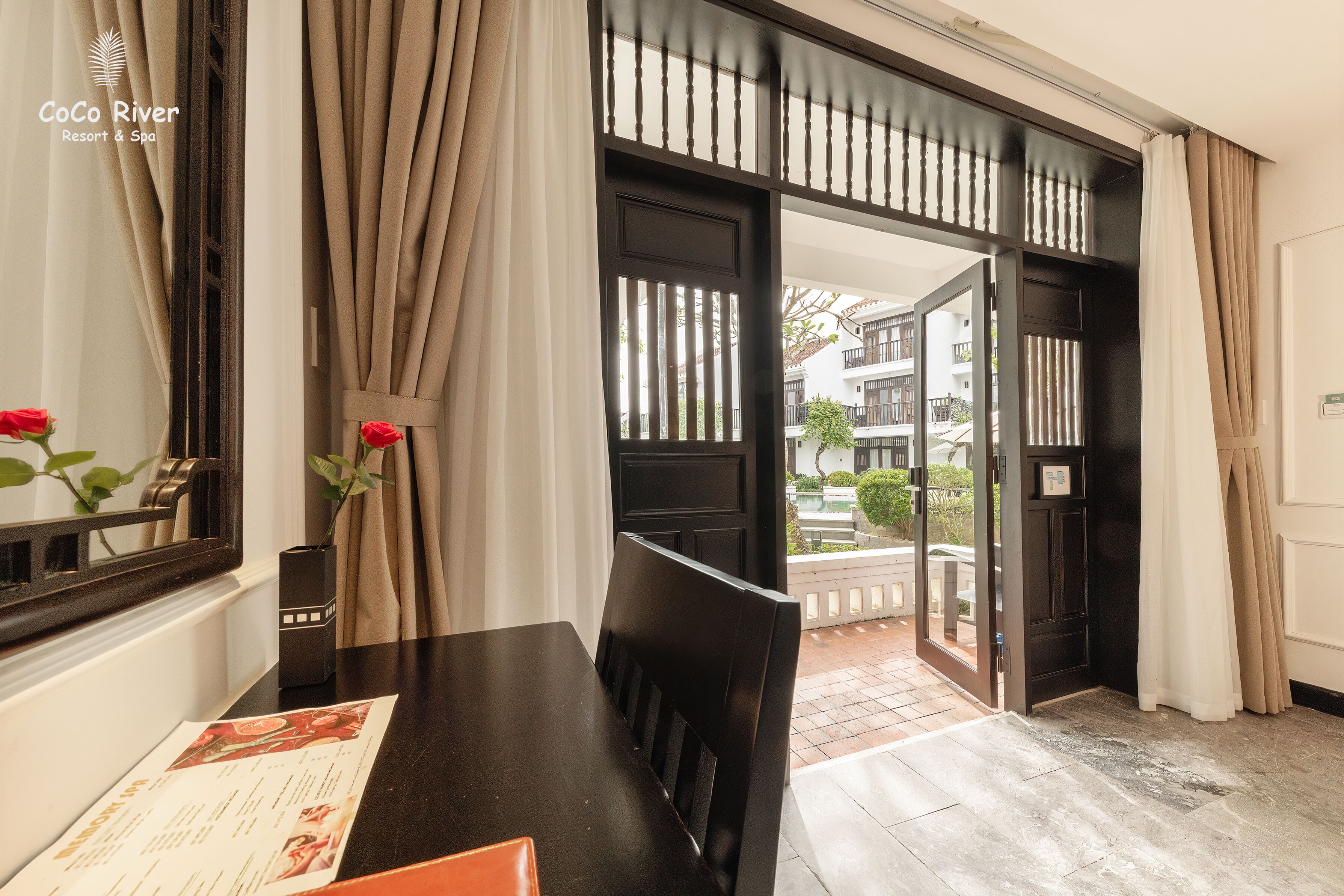 deluxe double room, pool view | premium bedding, minibar, in-room safe, desk