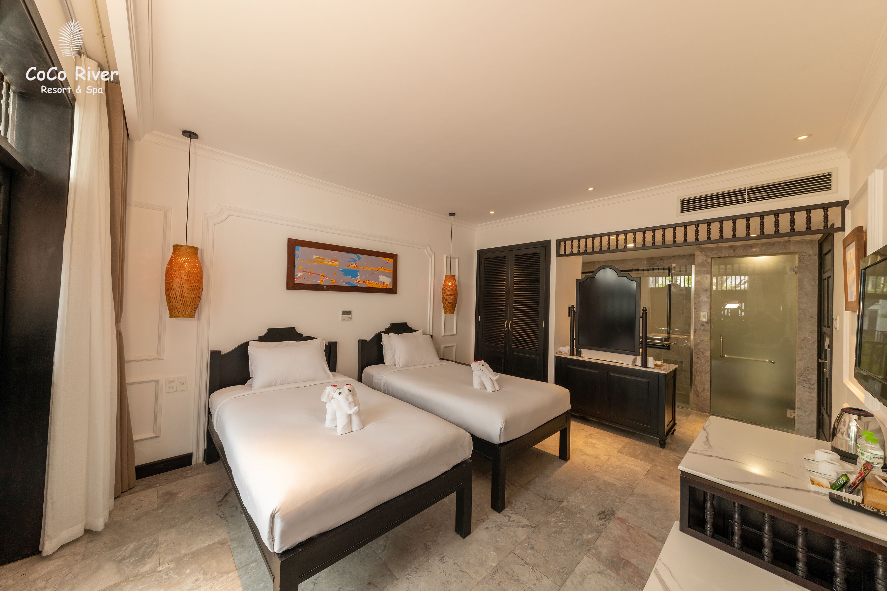 Deluxe Twin Room, Pool View | Premium bedding, minibar, in-room safe, desk