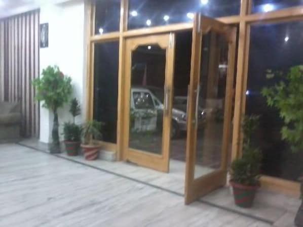 Interior - 13326 Gupta Palace (Reasi)