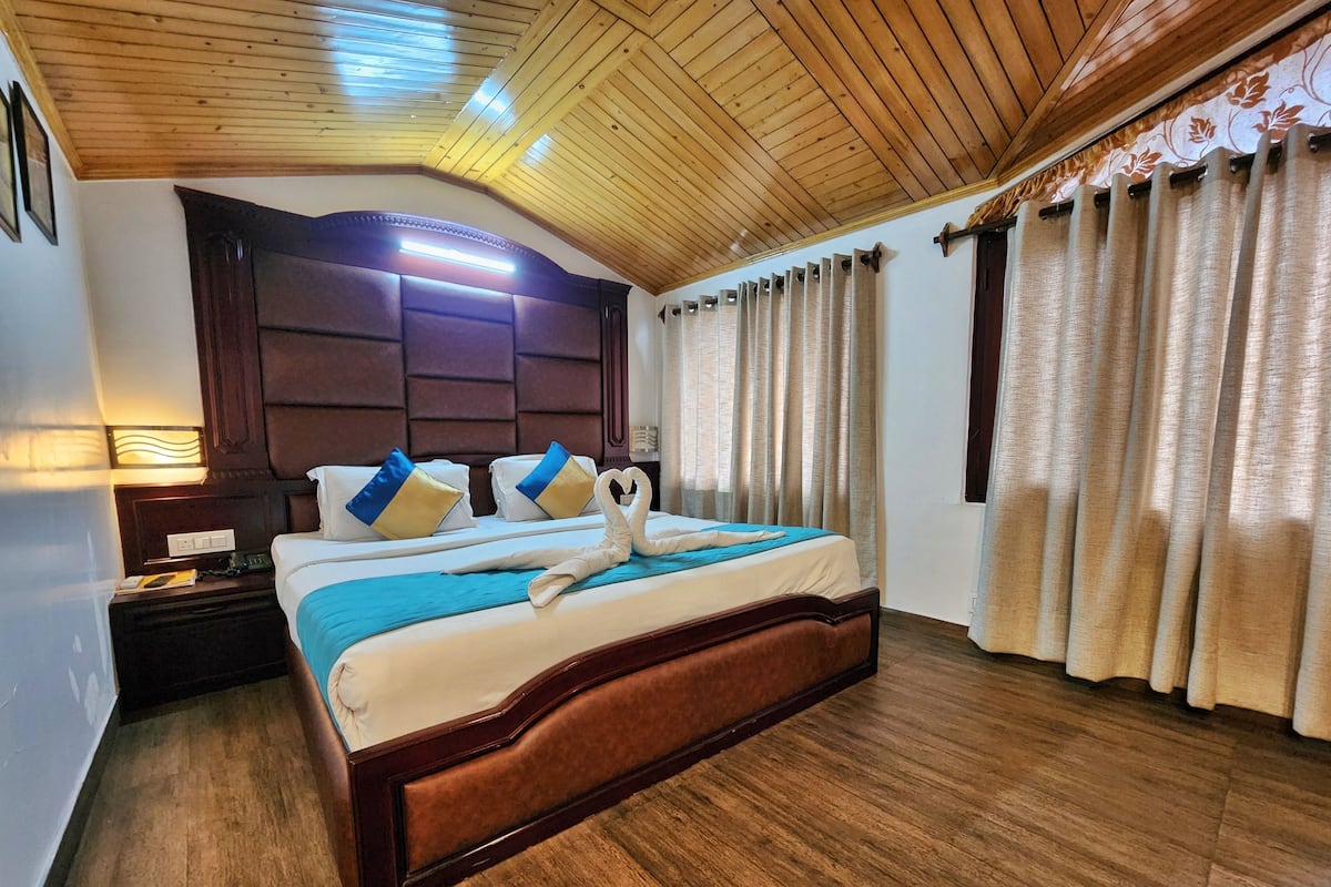 Executive Süit | Masa, portatif/ilave yatak, ücretsiz kablosuz İnternet