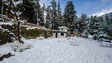 Children's play area - outdoor